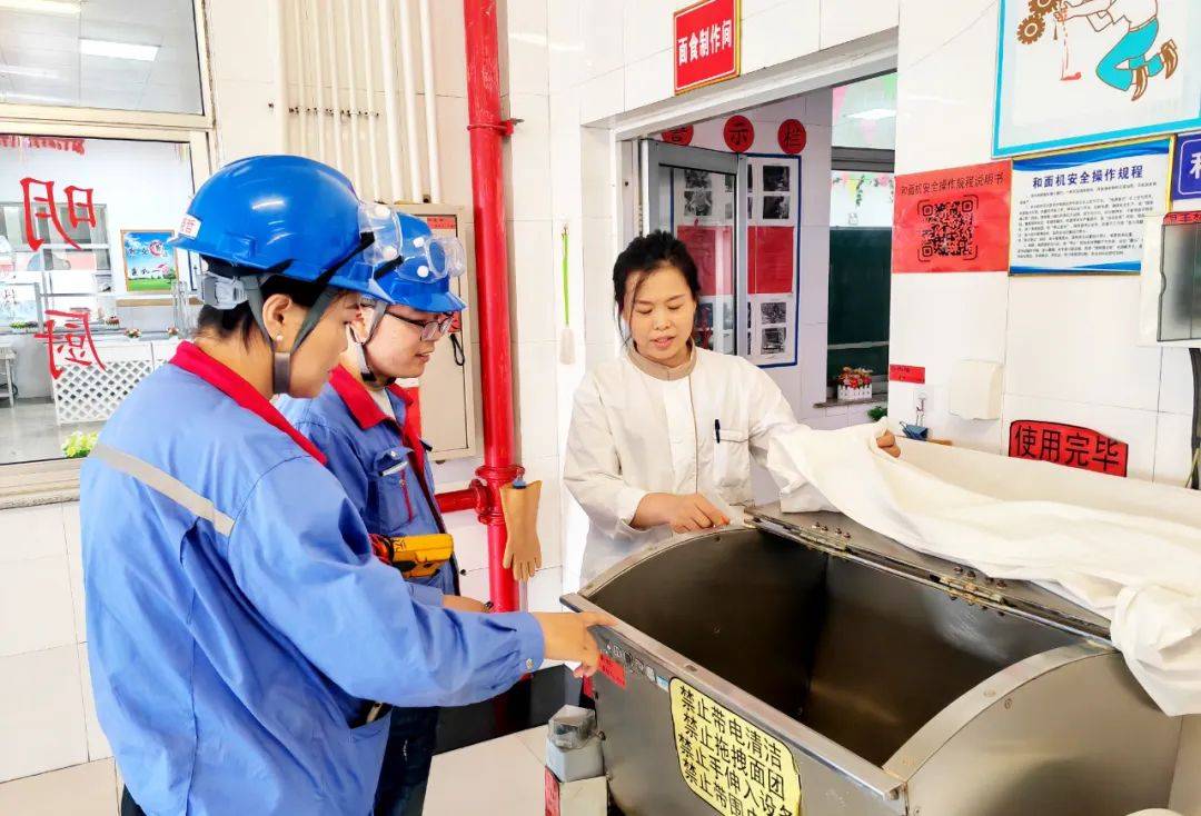 上海金融监管局副局长曹光群：扎实构建养老金融“上海样本”