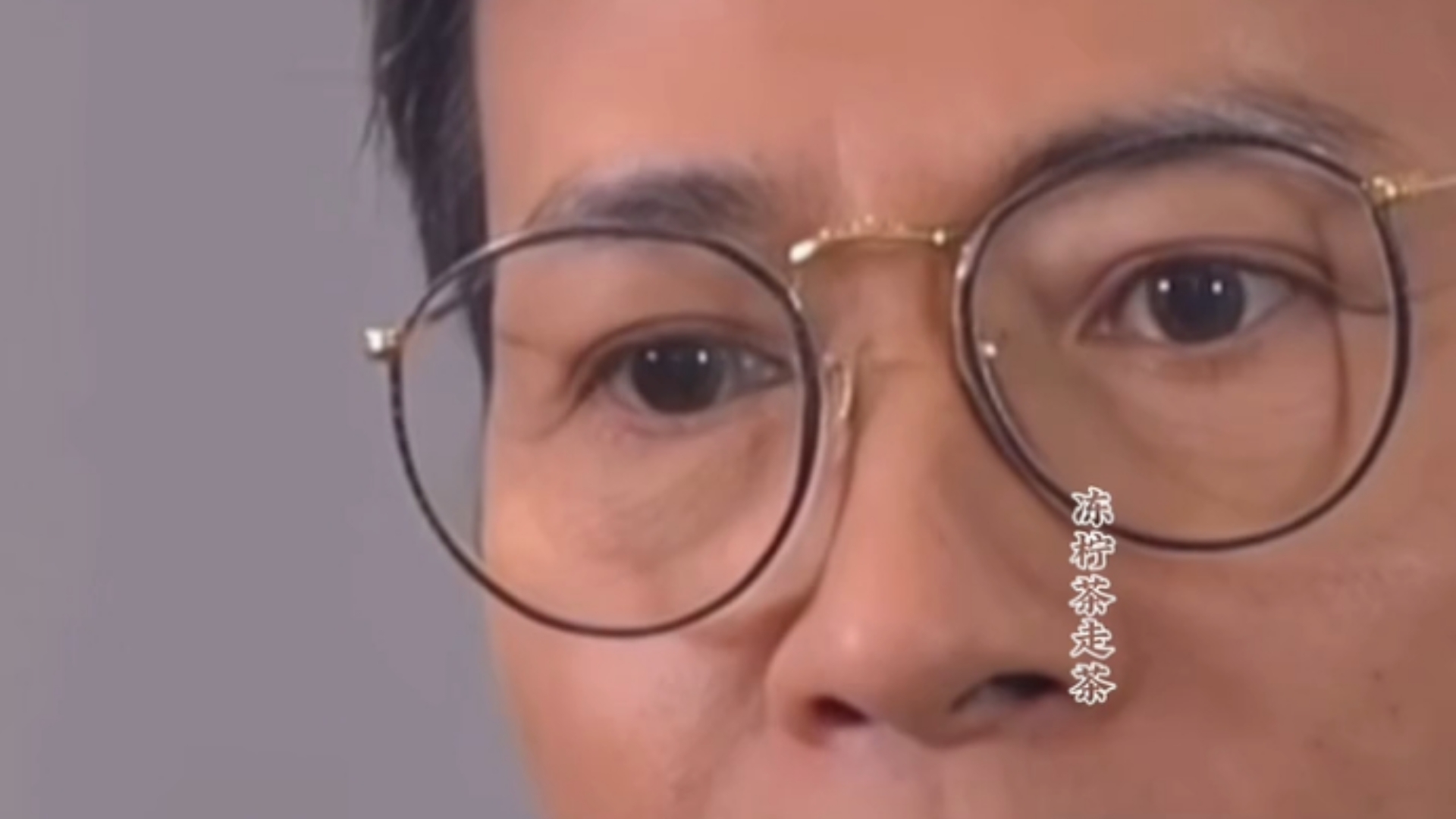 60后女子砸800万托人炒股，亏了260多万！法院判了