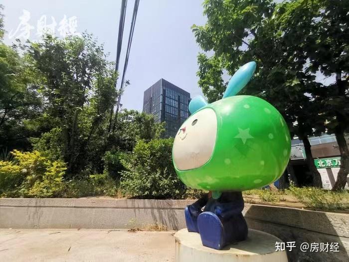 今日26.56亿元主力资金潜入房地产业