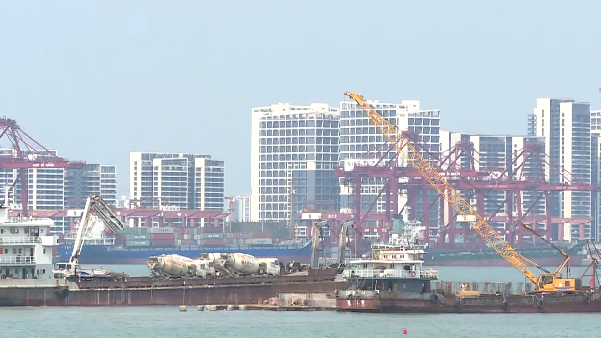 海南自贸概念拉升，新大洲A、海南瑞泽涨停，海南发展等走高