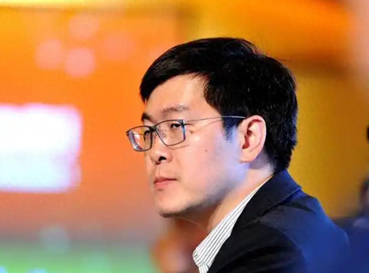 华虹公司盈利持续承压，拟斥资82亿并购“兄弟公司”，标的净利润含金量不足