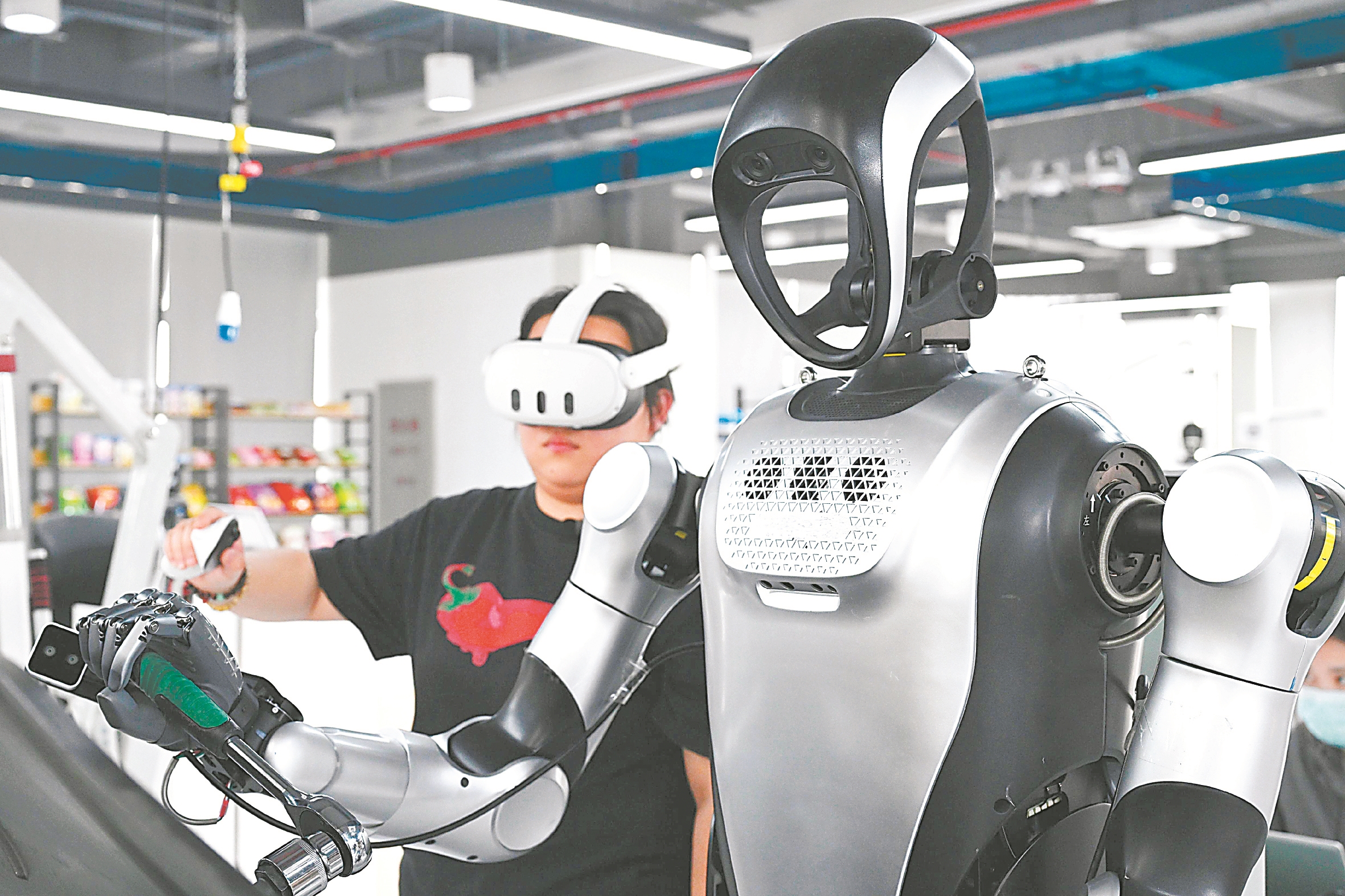 新华读报｜英媒述评：中国人形机器人产业展露峥嵘