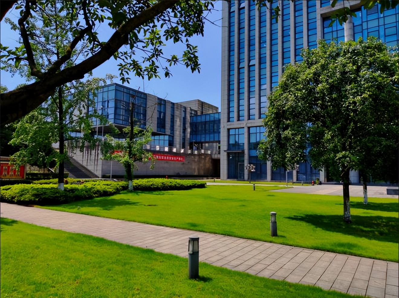 万胜智能:已获评国家绿色工厂及绿色供应链管理企业