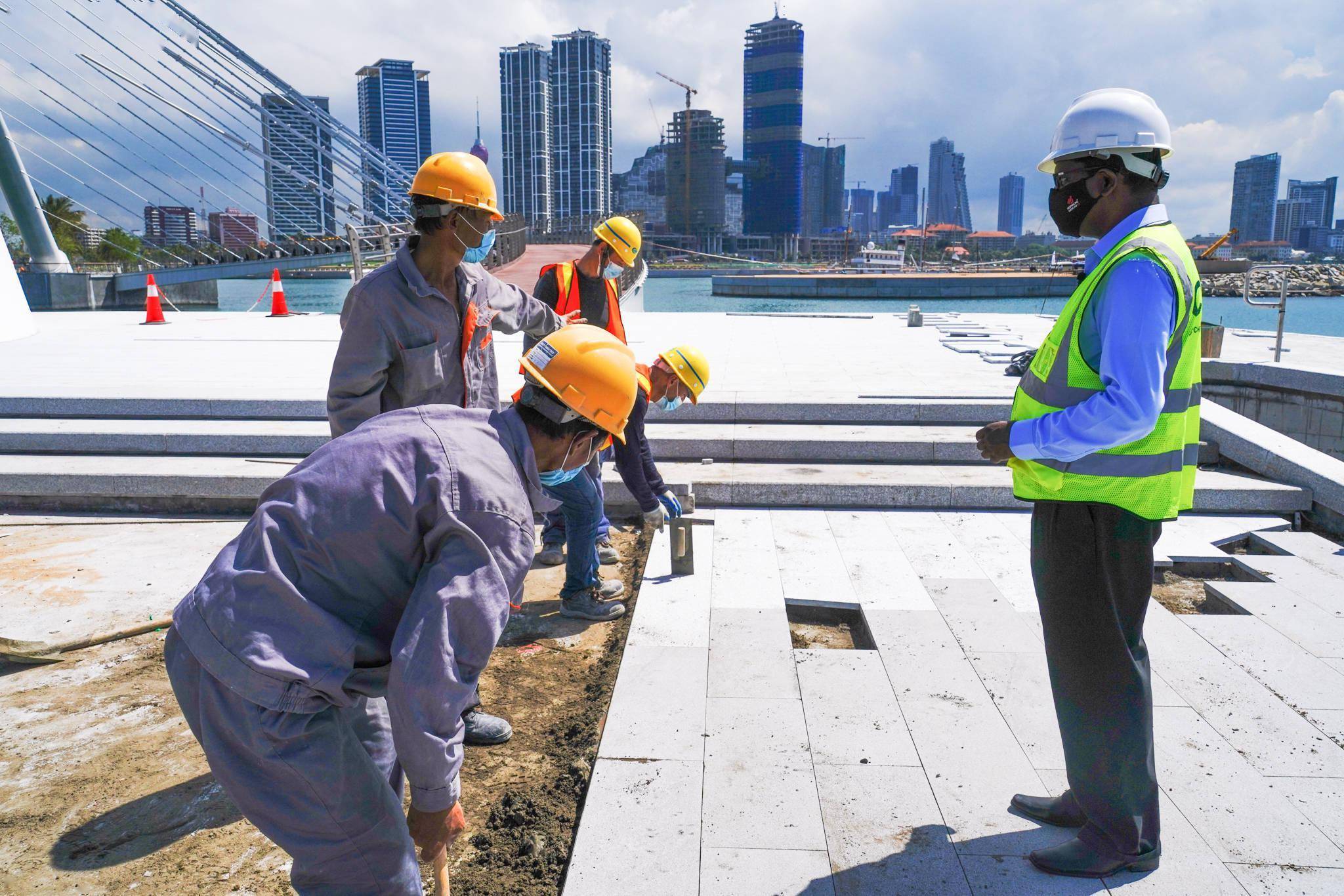 中交建承诺再投3亿美元 推进科伦坡港口城二期建设