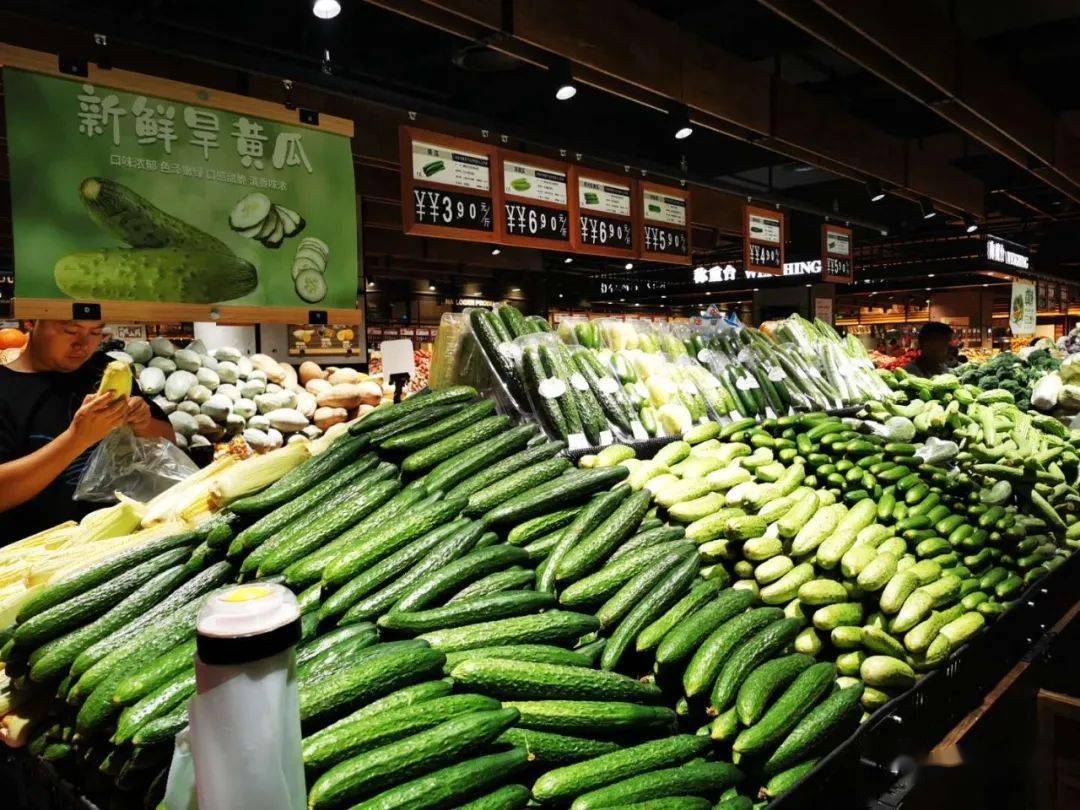 胖东来全面下架智利车厘子,工作人员:坏果太多,暂停采购!车厘子价格跳水,口感也“崩了”?网友:普遍发苦!专家解读