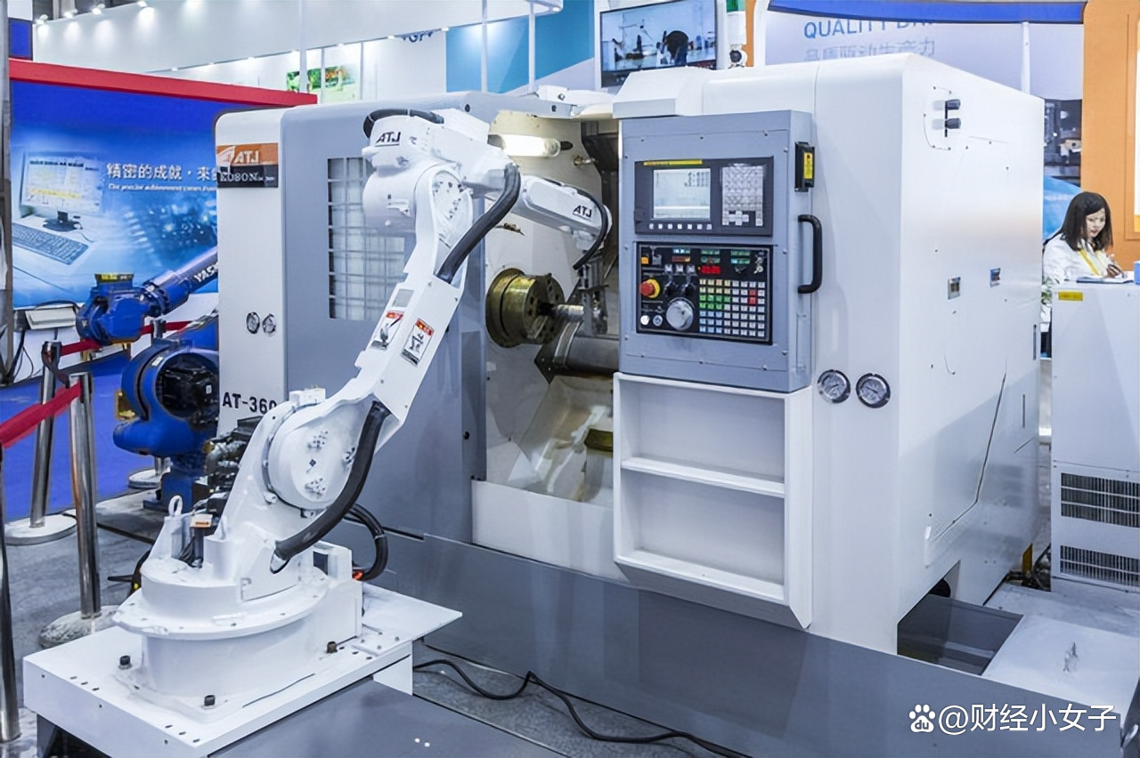 海南自贸区概念下跌1.55%,主力资金净流出25股