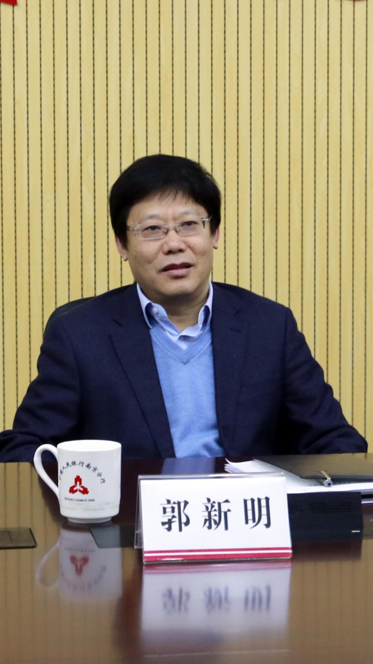 全国人大代表、中国人民银行河南省分行行长王均坦：完善地方隐性债务监督问责制度机制
