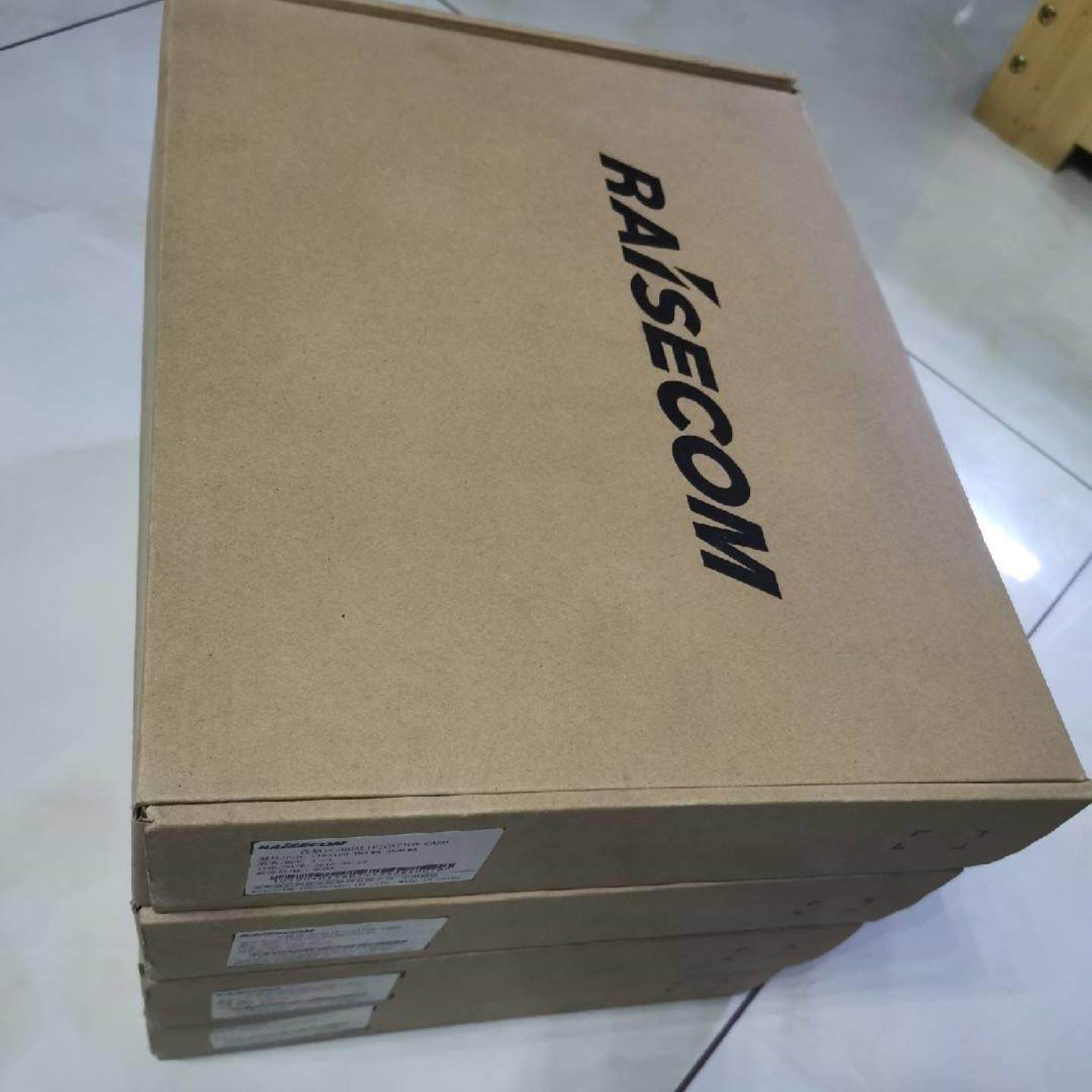 瑞斯康达录得8天5板