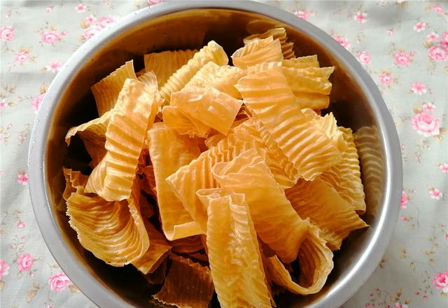 卫龙美味2025年净利增长超三成 拟派发末期股息