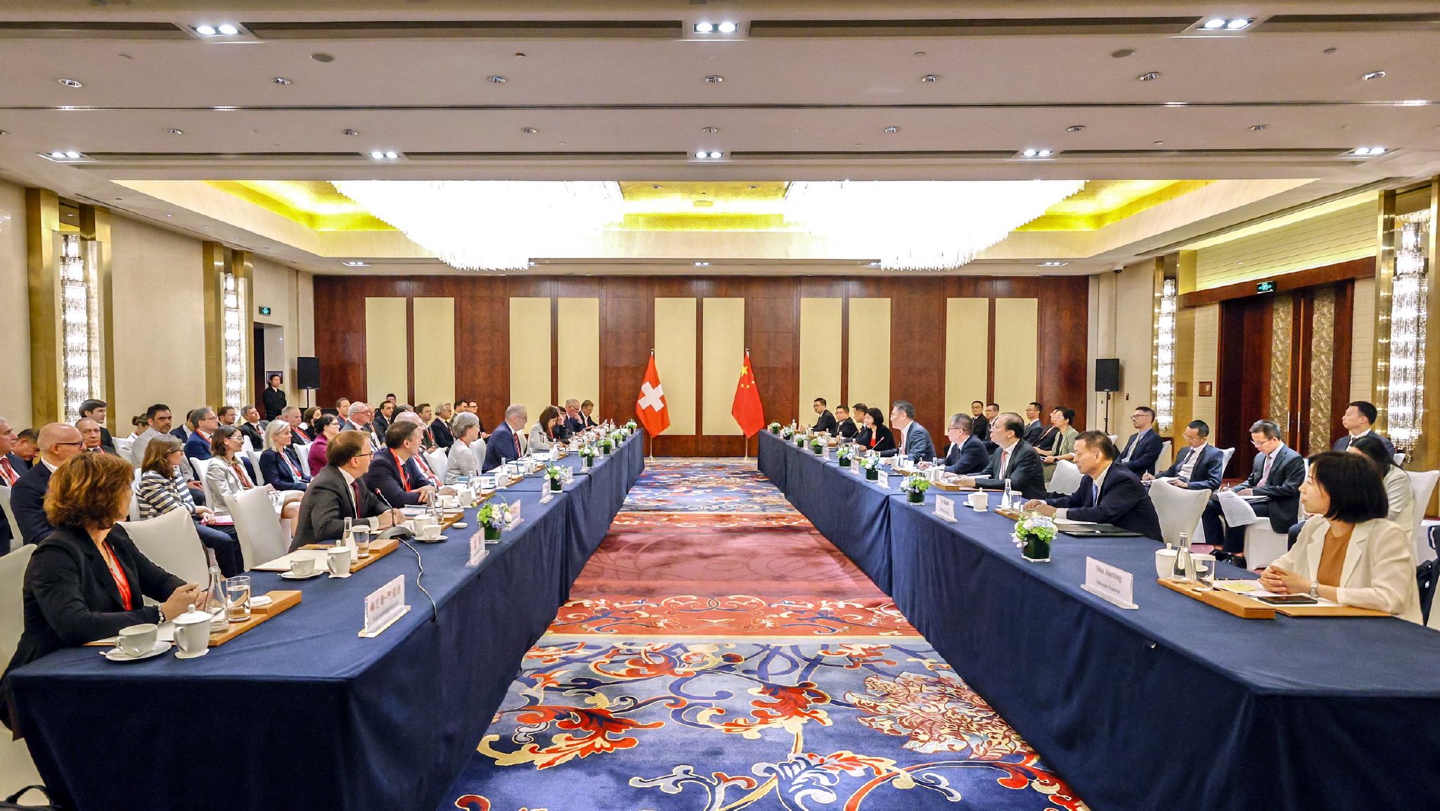 王文涛部长会见新加坡永续发展与环境部部长兼主管贸易关系部长傅海燕
