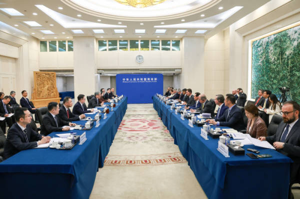 王文涛部长会见新加坡永续发展与环境部部长兼主管贸易关系部长傅海燕