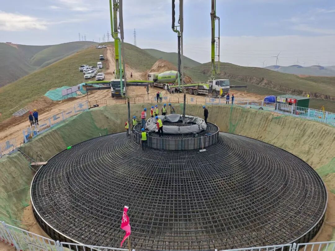 电投能源：拟合资设立公司建设10万千瓦风电项目