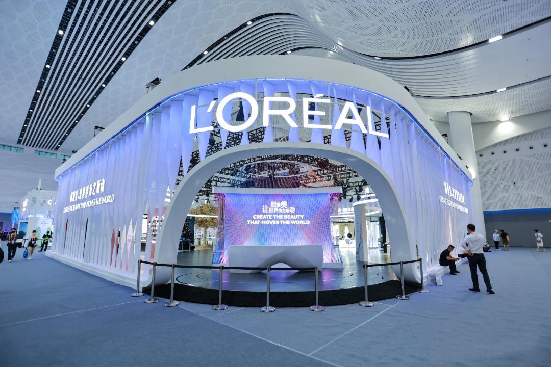 雅诗兰黛集团连续第六年参展消博会 彰显深耕海南的长期承诺