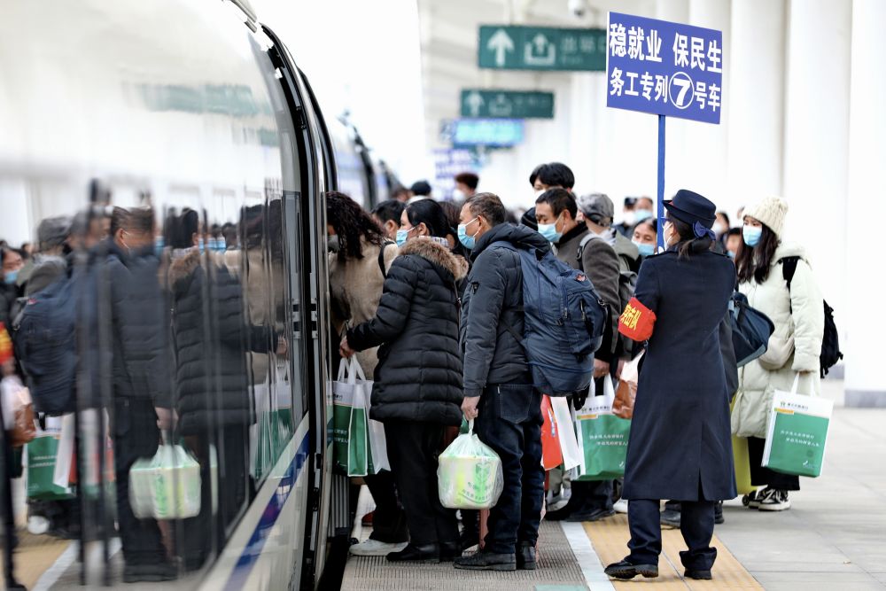 爱美客一季度营收环比增长7.85% 重回6亿平台释放回暖信号