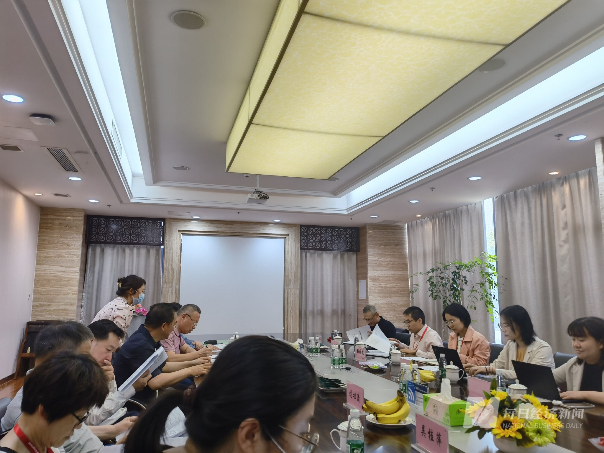 每经热评|监管新规纠偏“兼职董秘” 重塑上市公司治理“守门人”