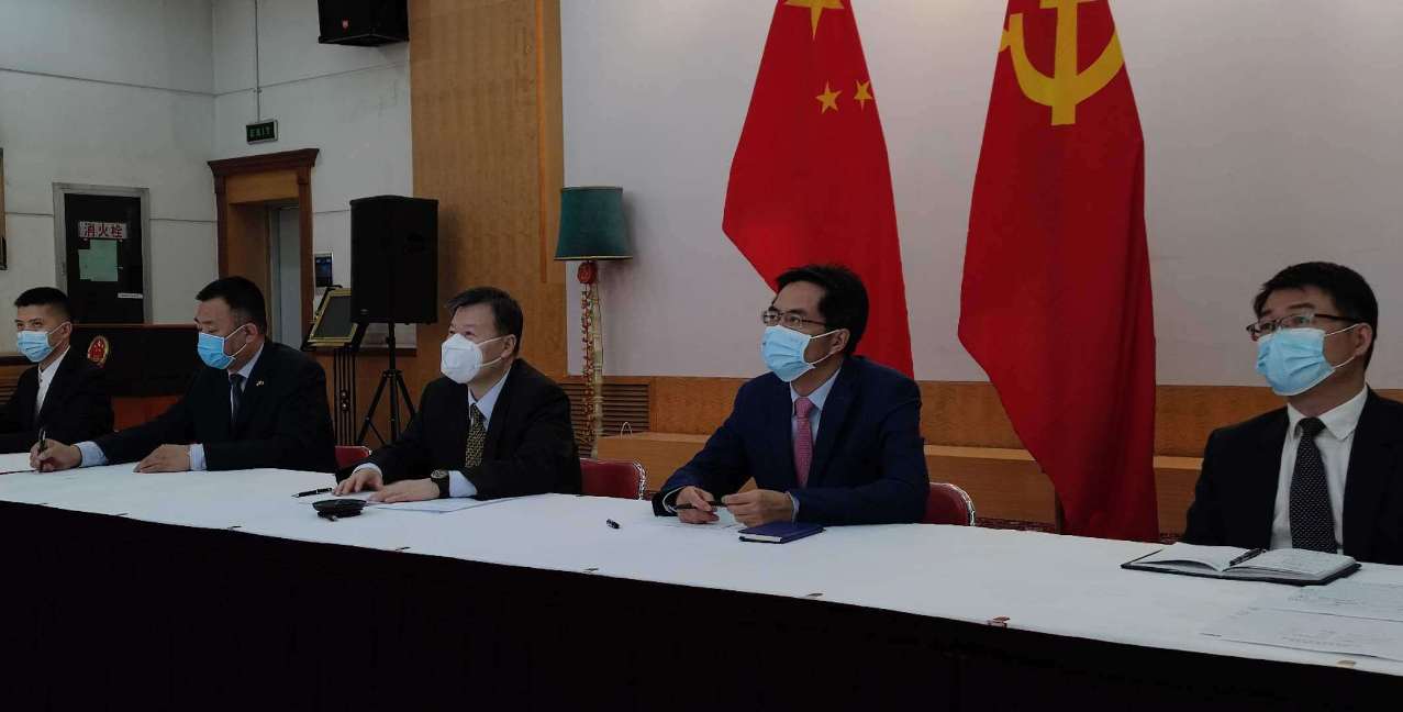 王长江参赞陪同陈绪峰大使出席中资企业协会座谈会