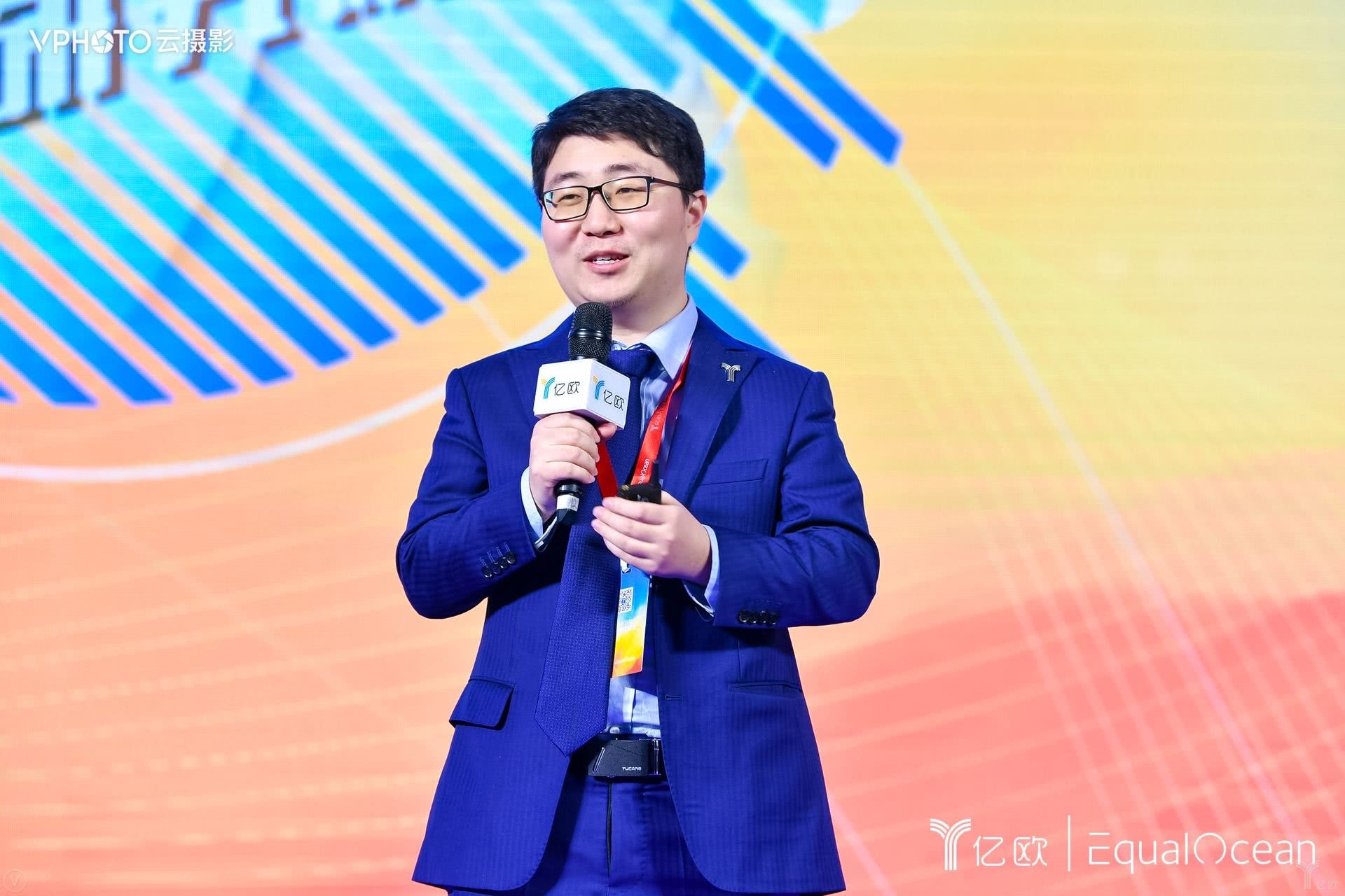 智能资本利益论:智能利维坦的霸权与人类文明的突围